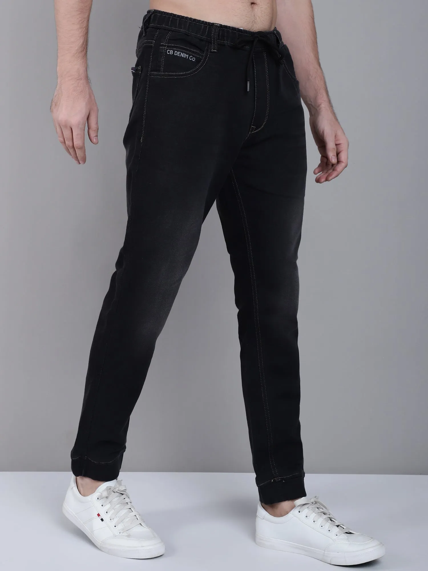 Black Solid Cotton Blend Mid Rise Full Length Regular Fit Casual Jogger For Men