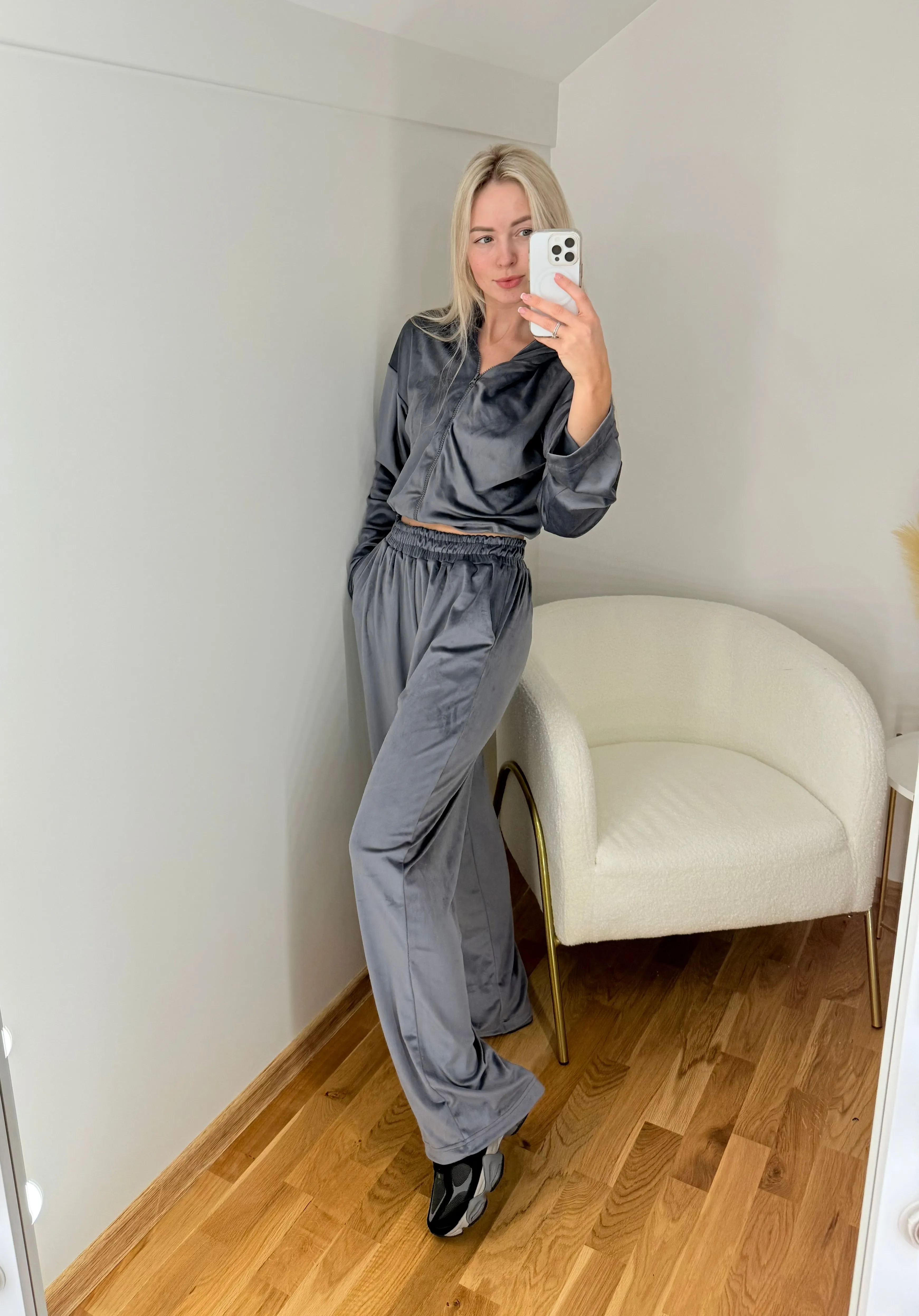 Grey comfortable set “Vetema”