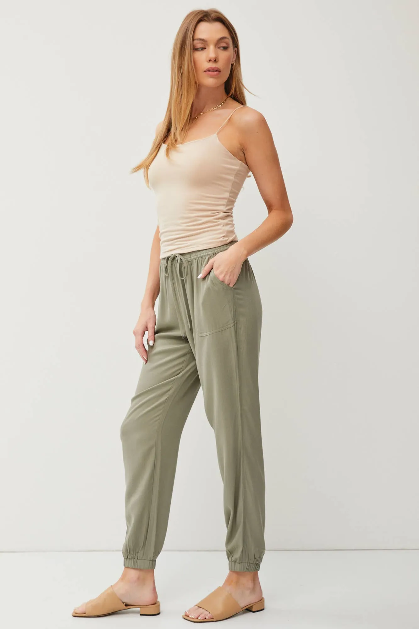 HIGH RISE ELASTIC DRAWSTRING JOGGER PANTS | Sage