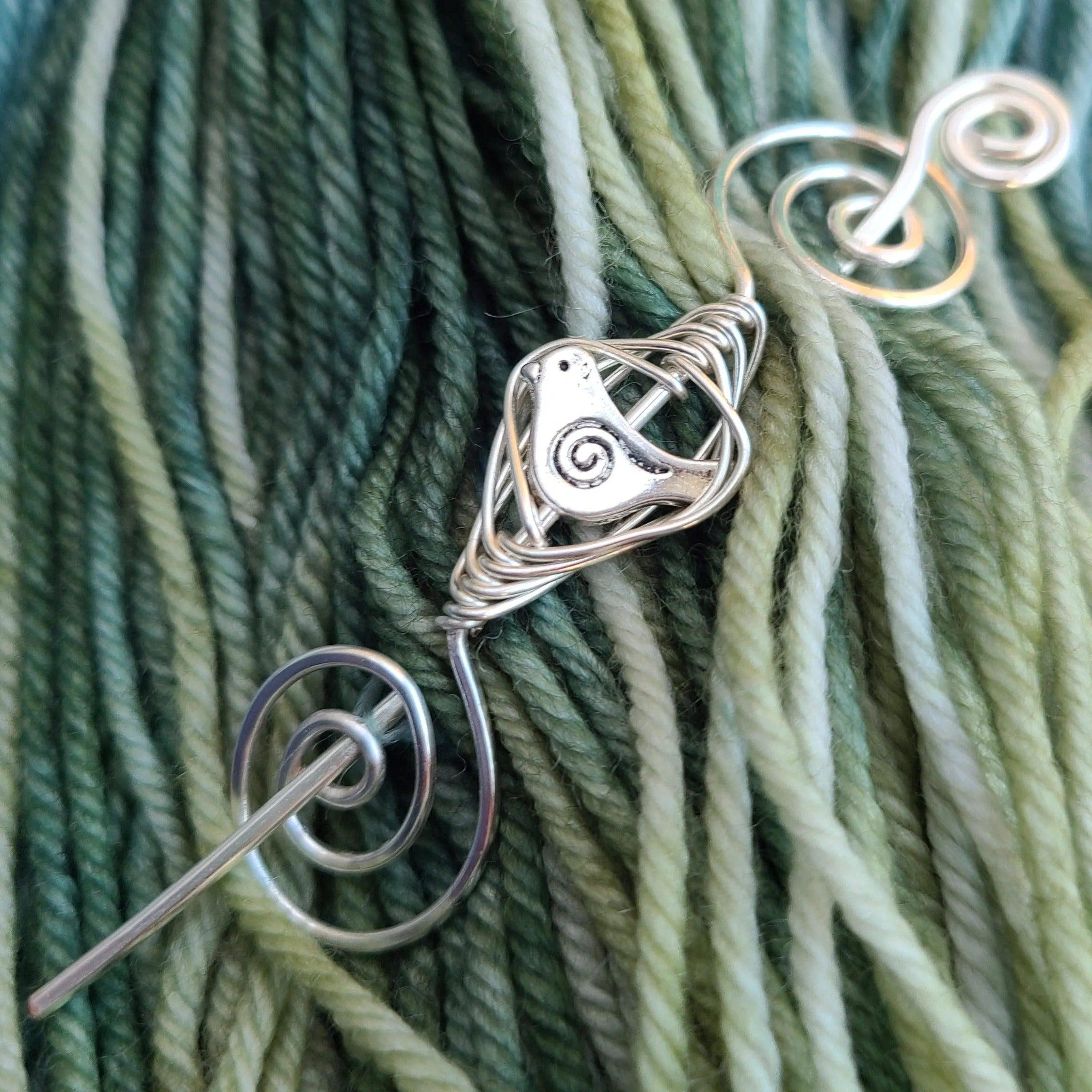 Song Bird Mini Shawl Pin